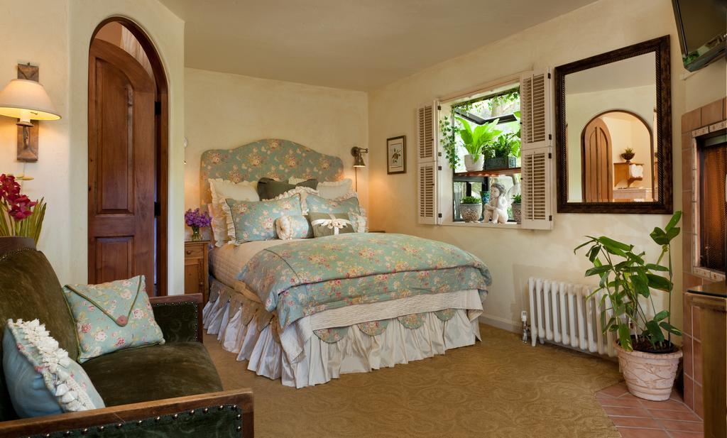 Old Monterey Inn 객실 사진